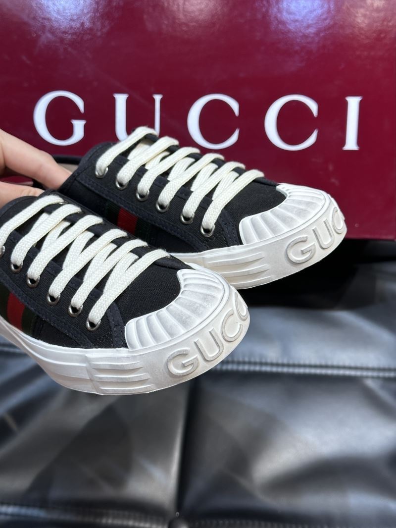 Gucci Low Shoes